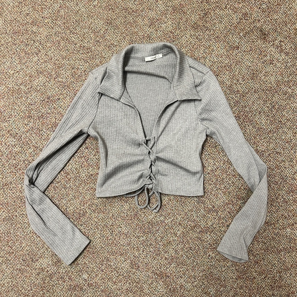 Gray ribbed tie top from Timing